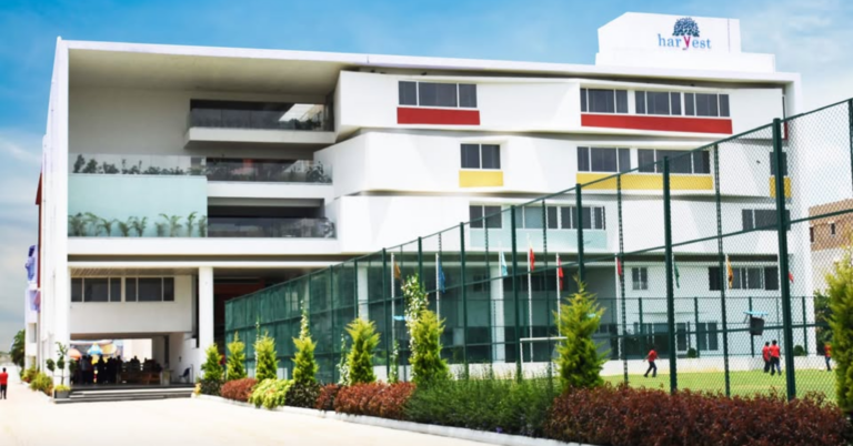 JEE NEET Integrated School Sarjapur Road: The Smart Pathway to IIT & Medical Success